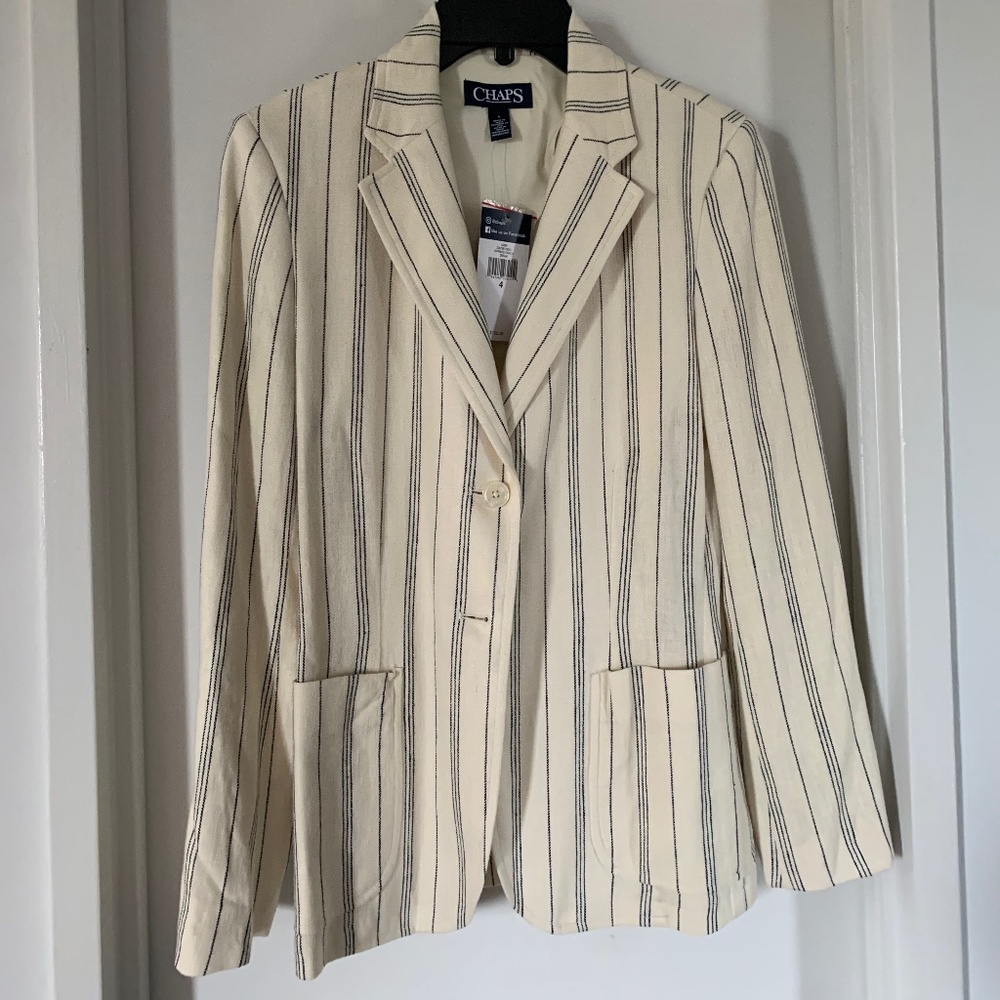 Chaps (NWT) (4) linen-blend, cream & navy, 2-button.
